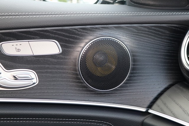 car audio newcomer! メルセデス・ベンツ 220D(オーナー:本広シルビオさん) by LEROY(ルロワ) 前編