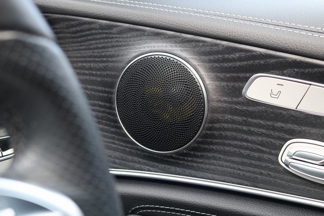 car audio newcomer! メルセデス・ベンツ 220D(オーナー:本広シルビオさん) by LEROY(ルロワ) 前編