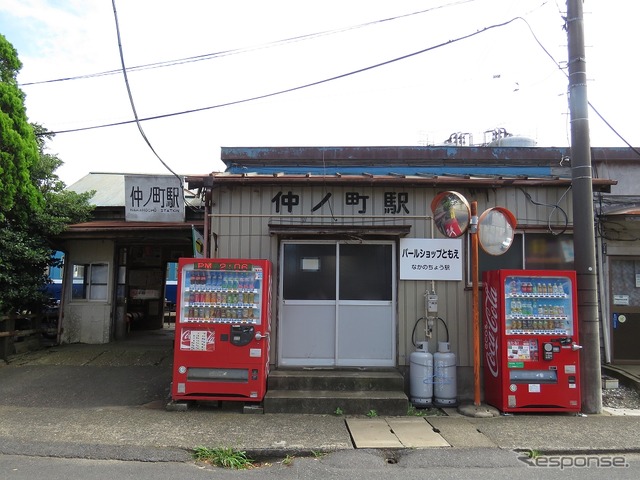 銚子電気鉄道の仲ノ町駅。10月2日早朝は同駅発の下り1本が運休となる。