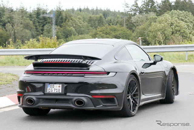 ポルシェ 911ターボ ハイブリッド(スクープ写真)