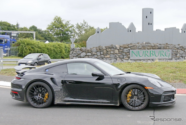 ポルシェ 911ターボ ハイブリッド(スクープ写真)