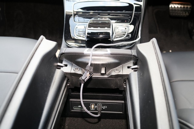 car audio newcomer! メルセデス・ベンツ 220D(オーナー:本広シルビオさん) by LEROY(ルロワ) 後編
