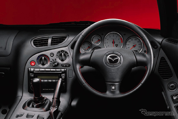 急げ!! 限定1500台、最後の『RX-7』となる特別仕様
