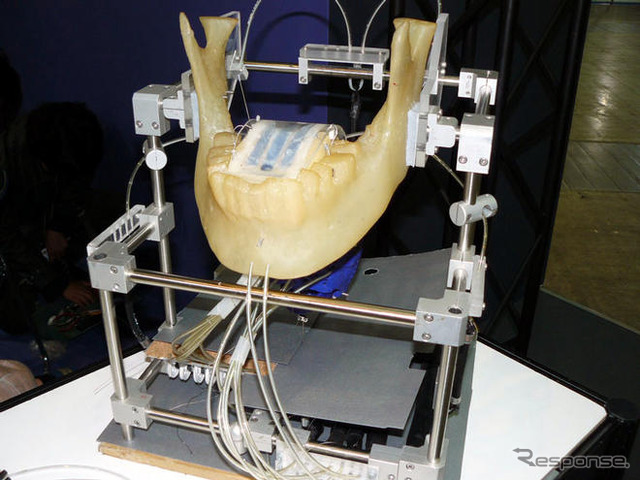 ROBO_JAPAN08…大学で研究開発中のロボットたち