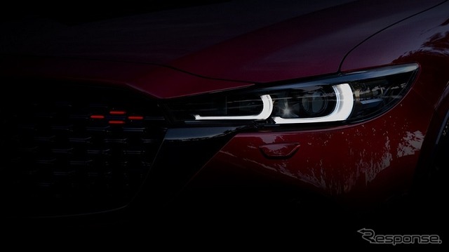 マツダ CX-5 改良新型のティザー写真(海外仕様車)