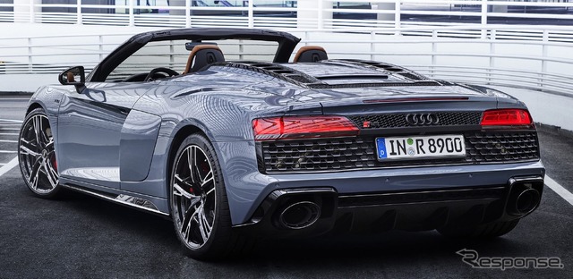 アウディ R8 V10 パフォーマンス RWD
