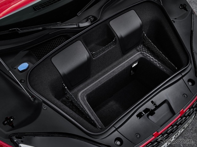 アウディ R8 V10 パフォーマンス RWD