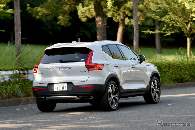 ボルボ XC40