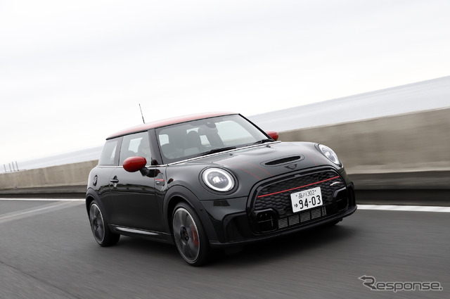 MINI John Cooper Works ハッチバックモデル