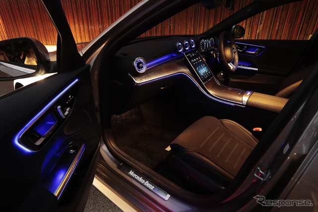 メルセデスベンツ Cクラス 新型(C200 アバンギャルド AMGライン装着車)
