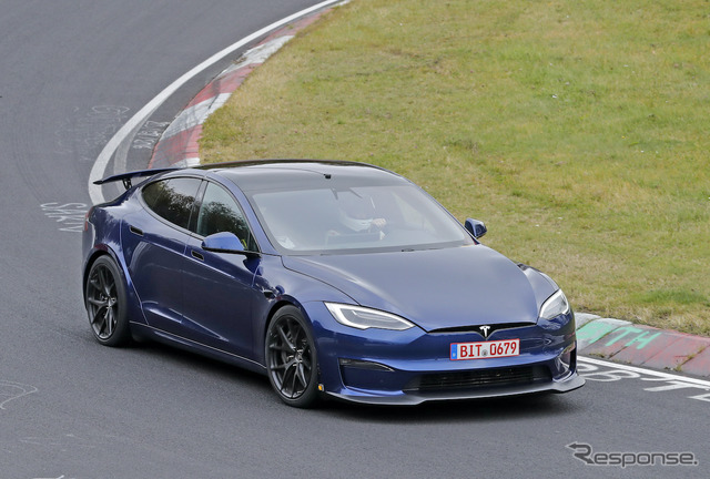 謎のテスラ モデルS プロトタイプ(スクープ写真)