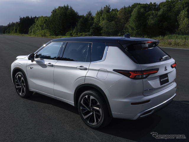 三菱 アウトランダー PHEV