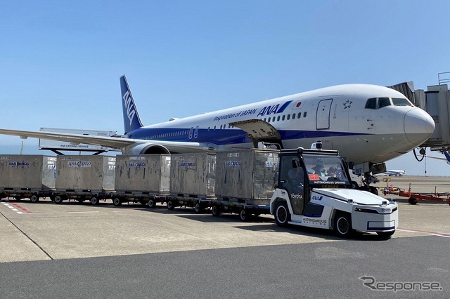 豊田自動織機：羽田空港での実証試験の様子