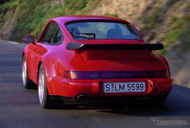 964型ポルシェ911ターボ3.6（同型車）