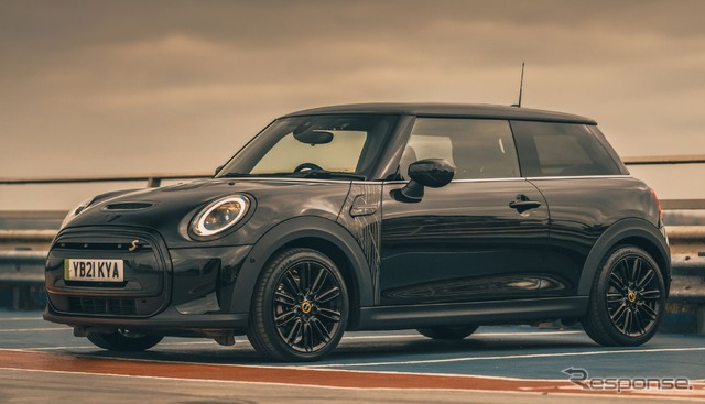 MINI エレクトリック「シャドー・エディション」