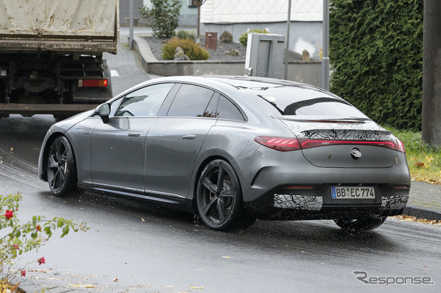 メルセデス AMG EQE プロトタイプ(スクープ写真)