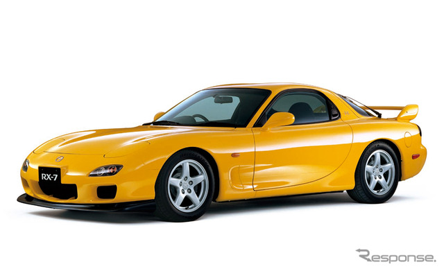 マツダ RX-7（FD3S型）