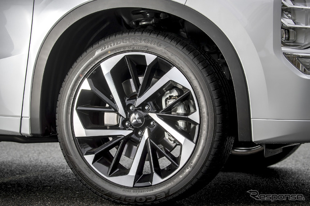 三菱 アウトランダー PHEVモデル 新型(アウトランダーPHEV)