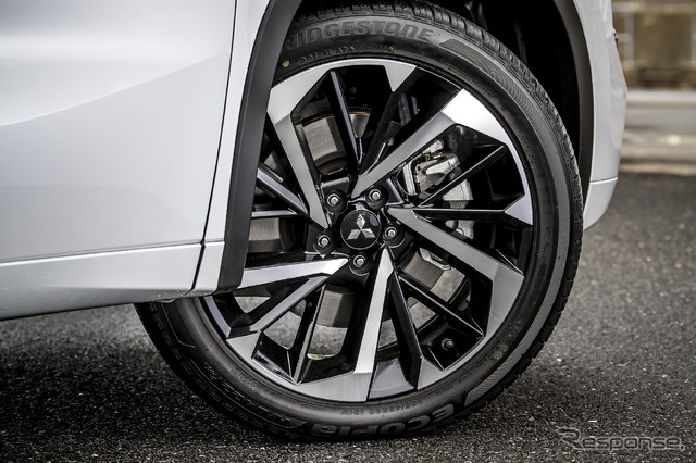 三菱 アウトランダー PHEVモデル 新型(アウトランダーPHEV)