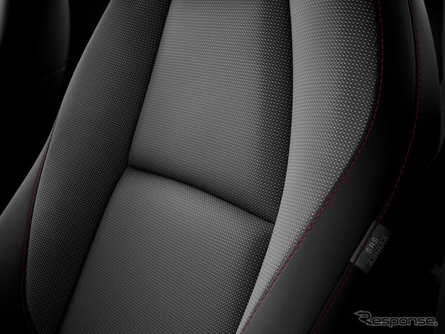 マツダ CX-30 ブラックトーンエディション(シート)