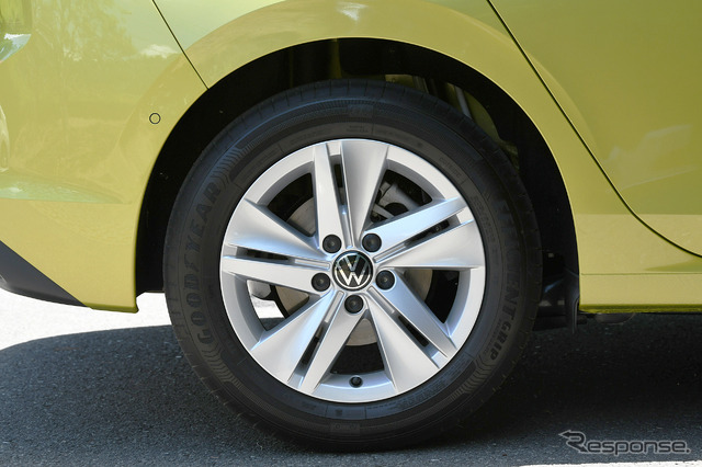 VW ゴルフ 新型(eTSI アクティブ)