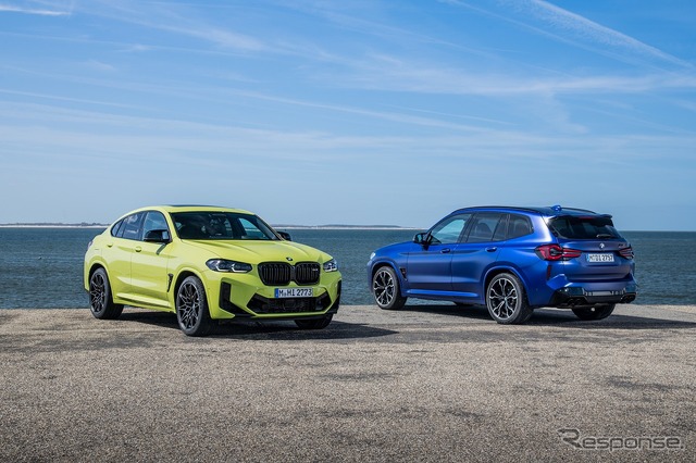 BMW X4 Mコンペティション(左)とBMW X3 Mコンペティション(右)