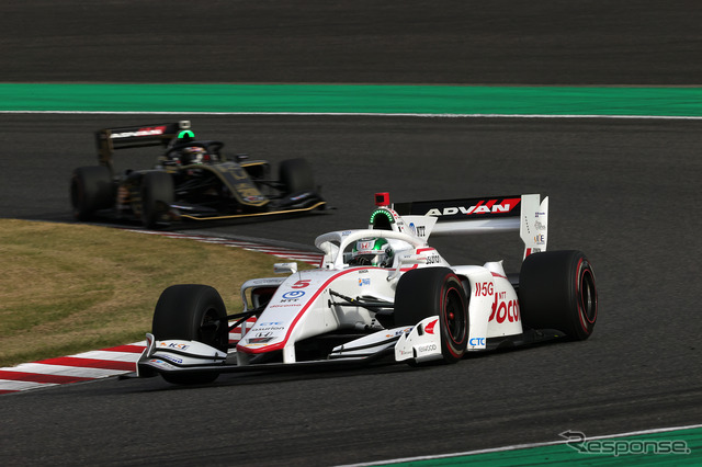 優勝した#5 福住仁嶺(DOCOMO TEAM DANDELION RACING)
