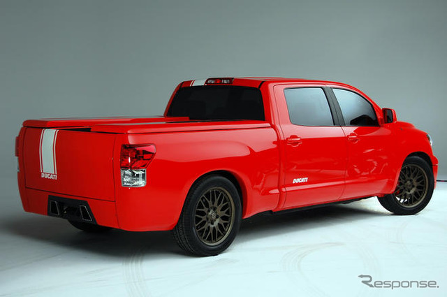 【SEMA08】タンドラ×ドゥカティのコラボ