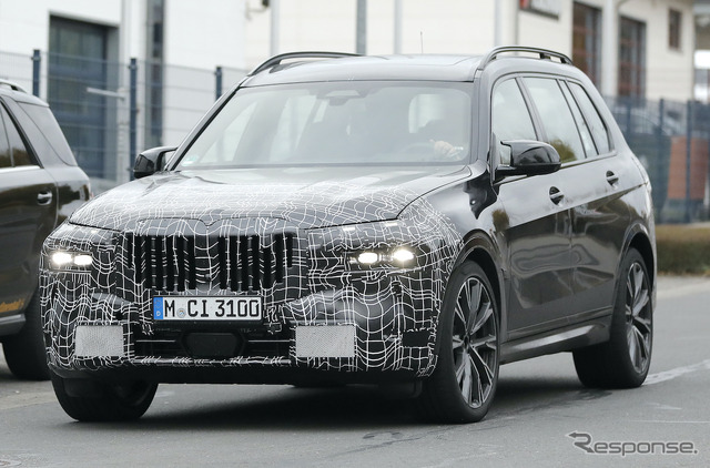 BMW X7 改良新型プロトタイプ(スクープ写真)