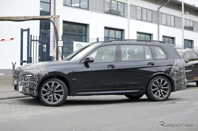 BMW X7 改良新型プロトタイプ(スクープ写真)