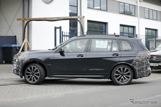 BMW X7 改良新型プロトタイプ(スクープ写真)