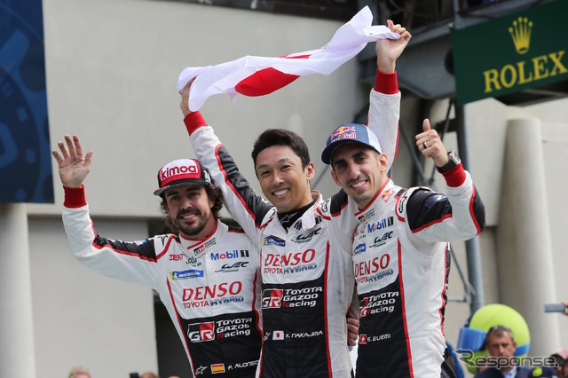中嶋一貴(中央/2018年ルマン24時間レース優勝時)