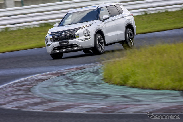 三菱 アウトランダー PHEVモデル 新型(アウトランダーPHEV)
