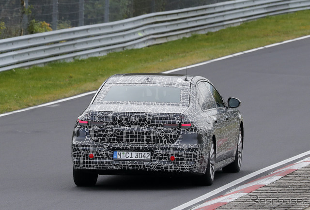 BMW 7シリーズ 次期型プロトタイプ(スクープ写真)