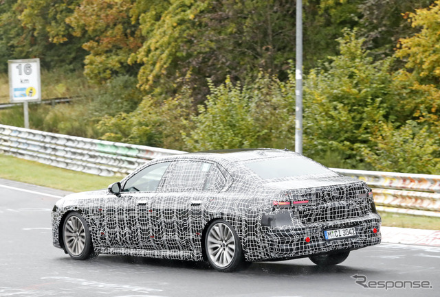BMW 7シリーズ 次期型プロトタイプ(スクープ写真)