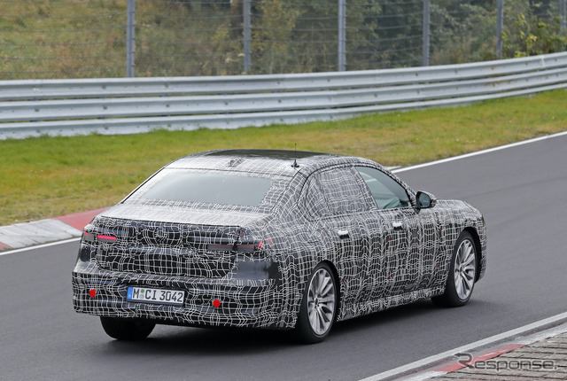 BMW 7シリーズ 次期型プロトタイプ(スクープ写真)