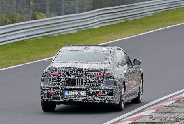 BMW 7シリーズ 次期型プロトタイプ(スクープ写真)