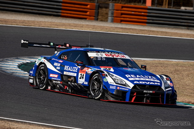 GT500クラス予選2番手の#24 リアライズコーポレーション ADVAN GT-R(高星明誠/佐々木大樹)