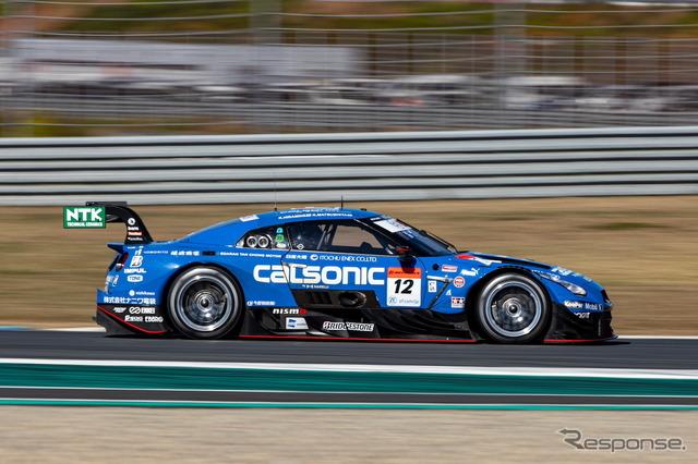 GT500クラス予選4番手の#12 カルソニック IMPUL GT-R(平峰一貴/松下信治)