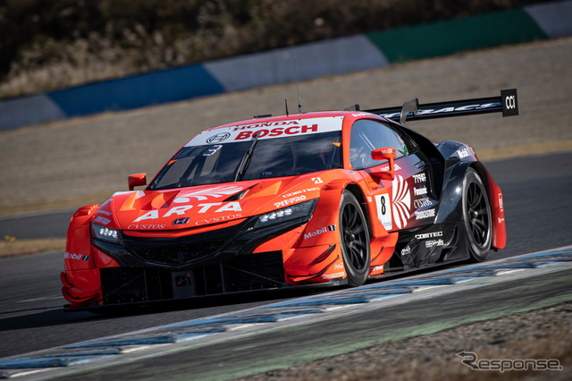GT500クラス優勝の#8 ARTA NSX-GT(野尻智紀/福住仁嶺)