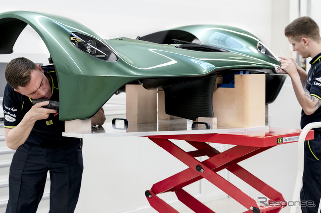 アストンマーティン・ヴァルキリー の量産第一号車
