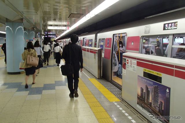 都営大江戸線月島駅