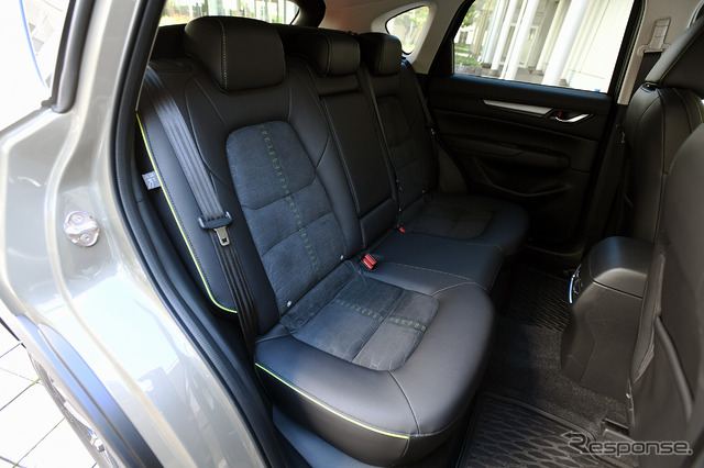 マツダ CX-5 20S フィールドジャーニー(ジルコンサンドメタリック)