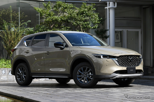 マツダ CX-5 20S フィールドジャーニー（ジルコンサンドメタリック）