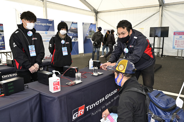 カーボンニュートラルの取り組み展示