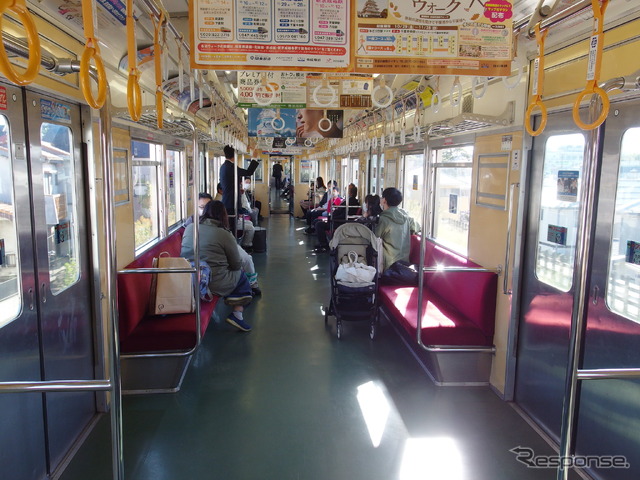3600形&アーバンフライヤー0形で行く! モノレール車両基地見学ツアー