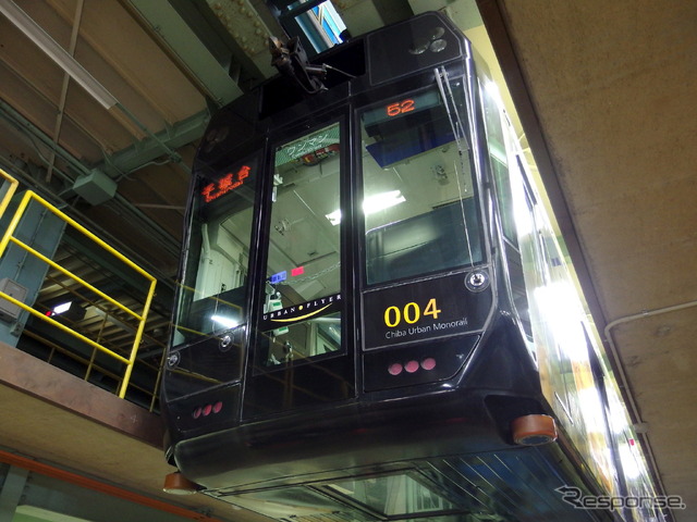 3600形&アーバンフライヤー0形で行く! モノレール車両基地見学ツアー