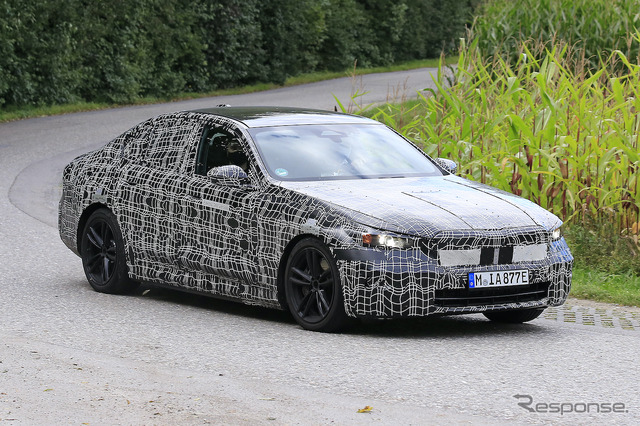 BMW i5 市販型プロトタイプ(スクープ写真)