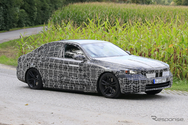 BMW i5 市販型プロトタイプ(スクープ写真)