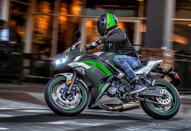 カワサキ Ninja 650